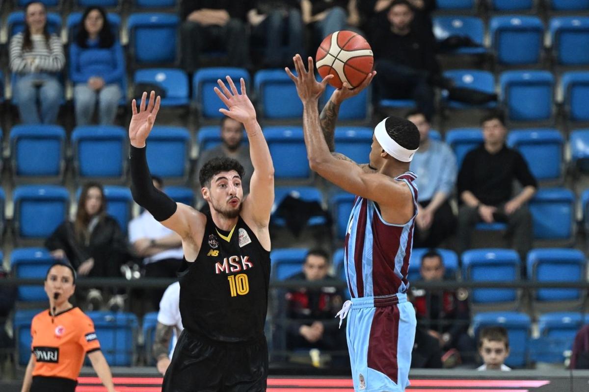Trabzonspor’a yenilen Mersinspor, Basketbol Süper Ligi’ne veda etti