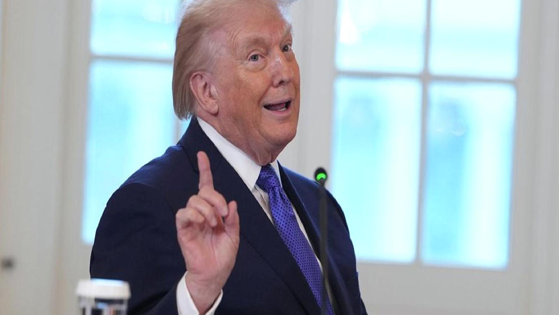 Trump’tan yeni İran açıklaması: ‘Büyük olan ülkemizle yeniden alay etti, artık gülemeyecekler’