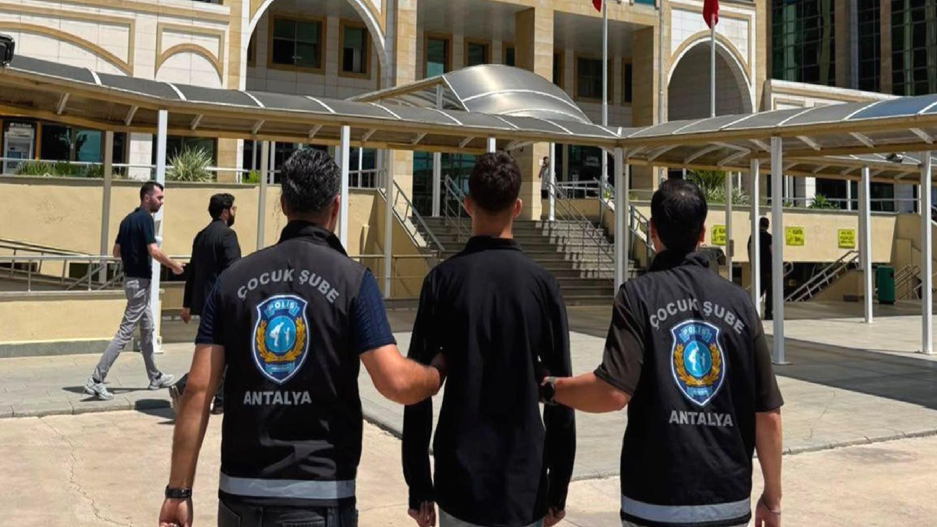 ‘12’den sonra Antalya’da devlet biziz‘ paylaşımı yapan şüpheli gözaltına alındı