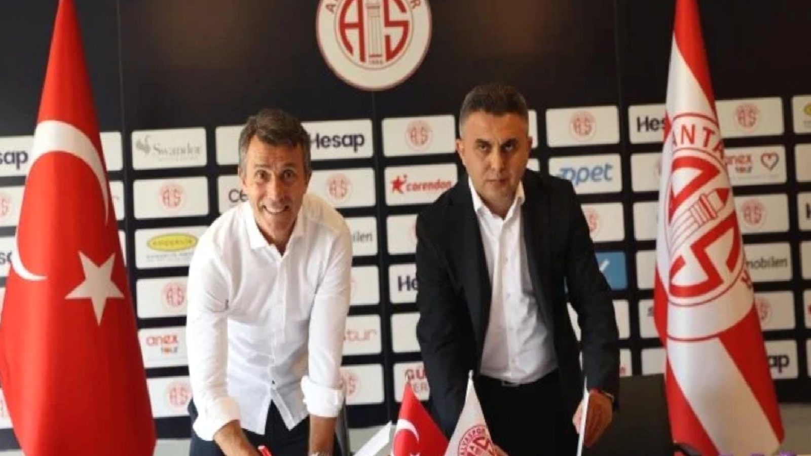 Antalyaspor’da Bülent Korkmaz dönemi resmen başladı