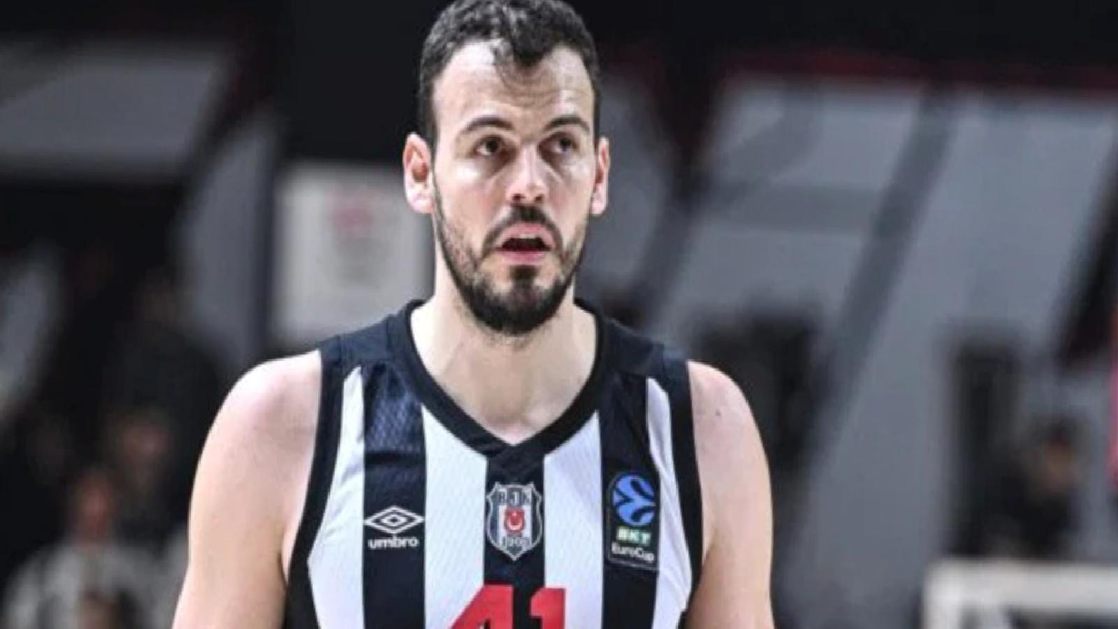 Beşiktaş’ta şok sakatlık! Yıldız oyuncu ameliyat olacak