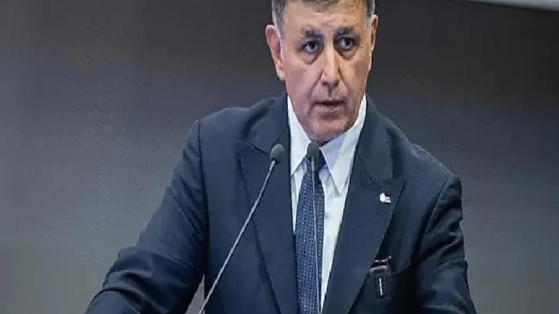CHP’den istifa eden Cemil Tugay: Özgür Özel bana “eline sağlık, bunlar bunu hak ediyor” dedi