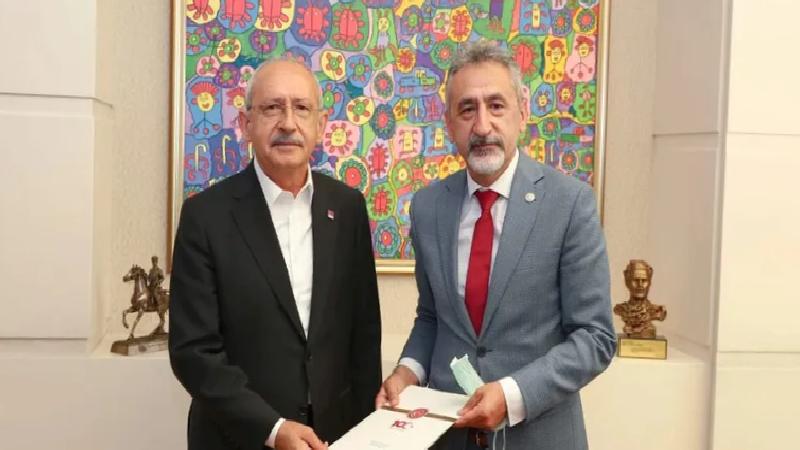 CHP’li Mustafa Adıgüzel’den ‘kurultay bildirisi’ açıklaması: Türkiye’nin aleyhine hiçbir denklemin yanında olmayız