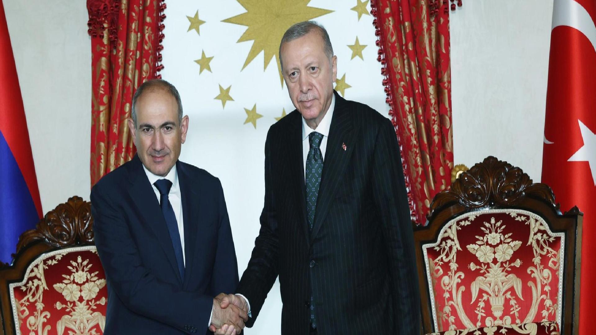Cumhurbaşkanı Erdoğan, Ermenistan Başbakanı Paşinyan’la görüştü