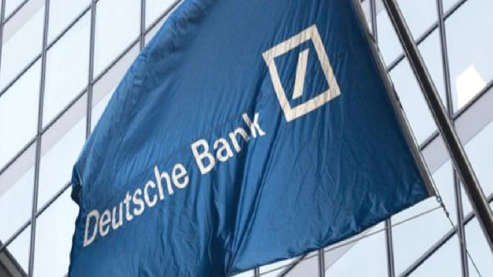 Deutsche Bank altın tahminlerini düşürdü