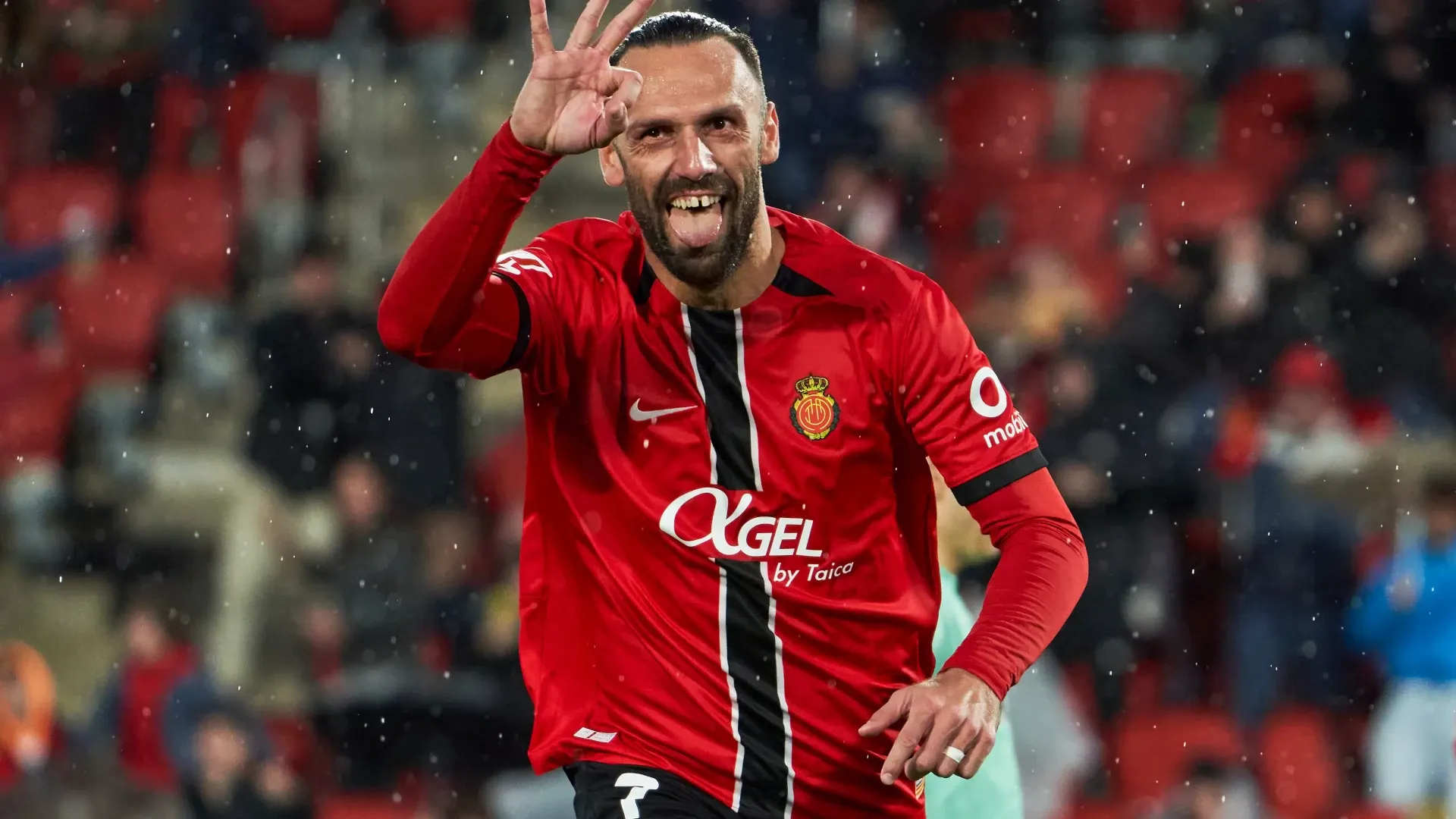 Fenerbahçe’de Vedat Muriqi geri dönüyor! Bonservisi ve imza tarihi belli oldu