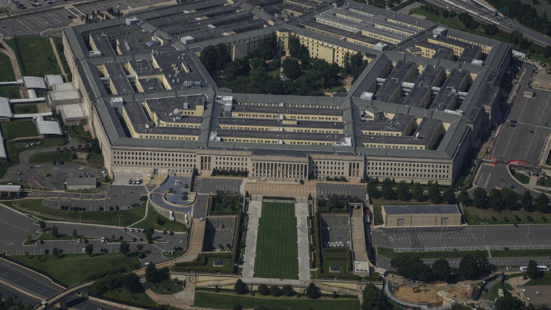 Pentagon’da tehlikeli madde alarmı: Birden fazla kat karantinaya alındı, tahliyeler başladı