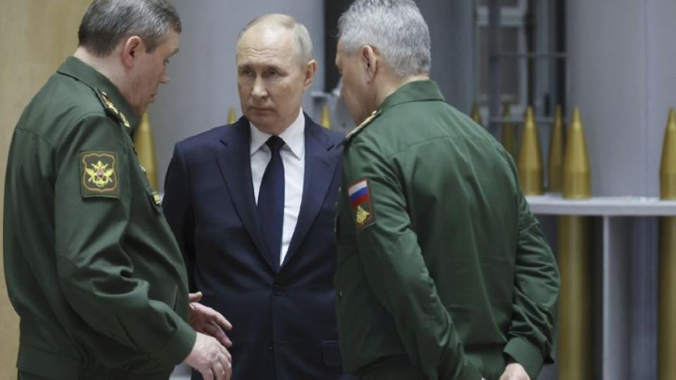 Rus yetkililerden Putin’e savaş harcaması uyarısı