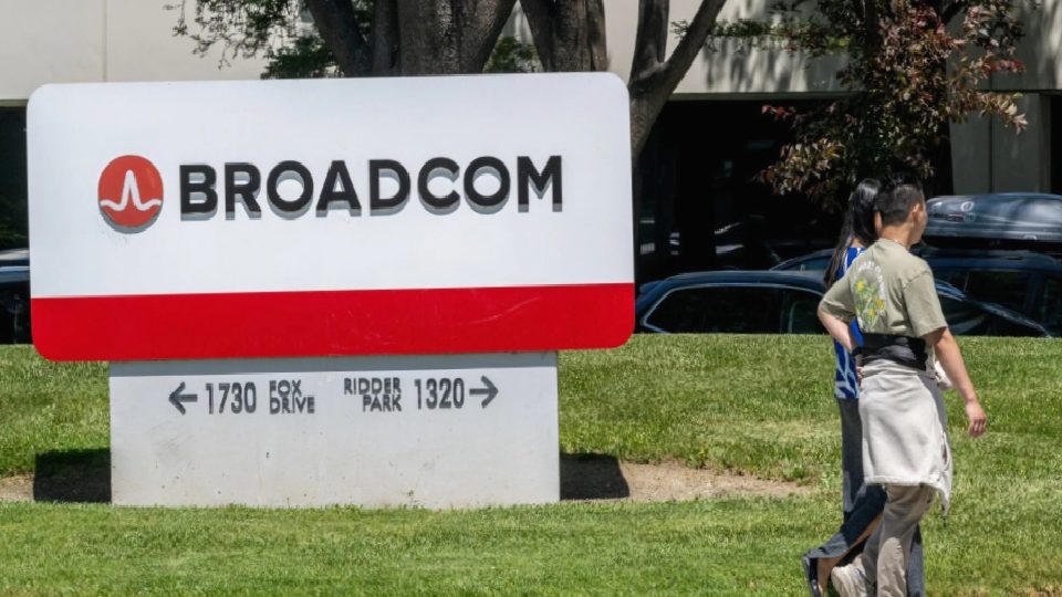 Broadcom ve Apple anlaşmasını 2031’e kadar uzattı