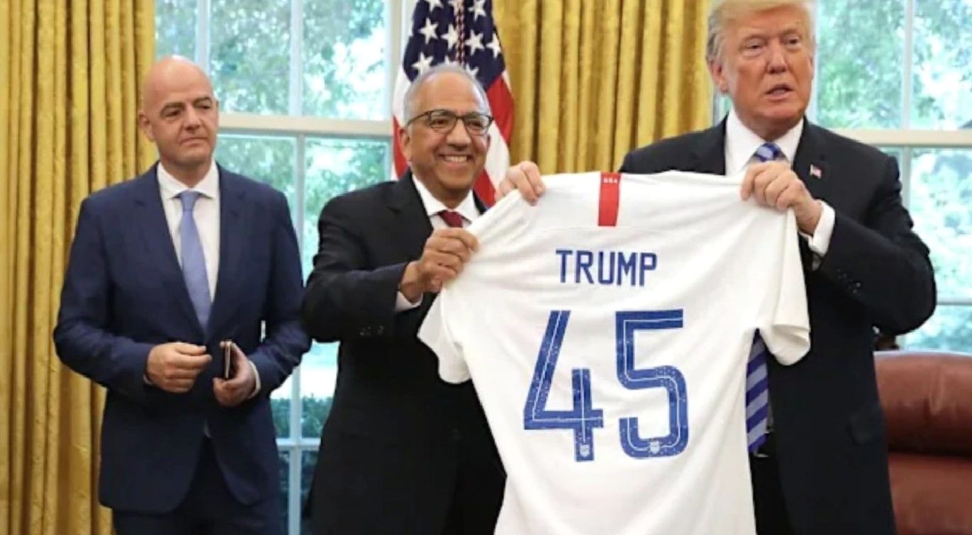 Infantino’nun danışmanı, Dünya Kupası hisselerinin satışına karşı çıkarak istifa etti