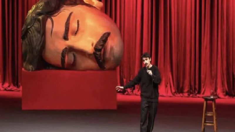 Türkiye’nin konuştuğu komedyen Deniz Göktaş kimdir?