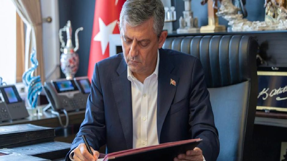 YENİ Parti kuruldu, Özgür Özel oy birliğiyle Genel Başkan