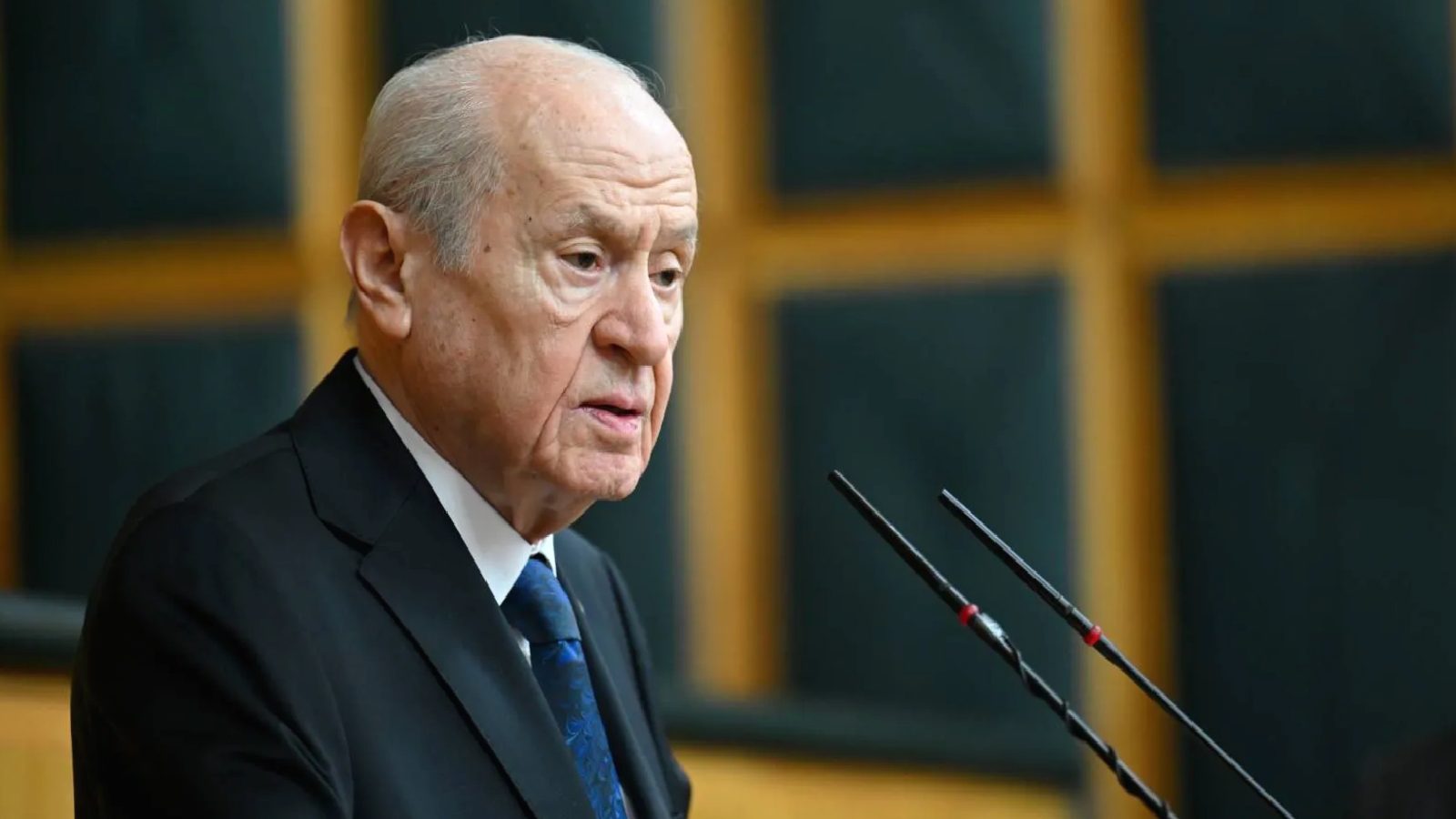 AKP kulisleri: Bahçeli’nin “umut hakkı” sözleri rahatsızlık yarattı, çerçeve yasanın 400 oyla kabul edilmesi isteniyor