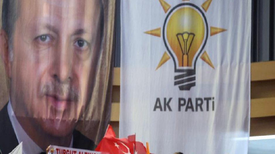AKP’nin çeyrek asırlık yolculuğu nasıl devam edececek?