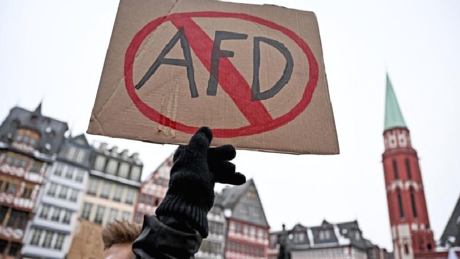 Almanya: AfD’den aday oldu, işten çıkarıldı
