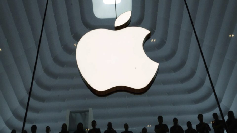 Apple, Siri ve Vision Pro ekiplerinde işten çıkarmaya gidiyor