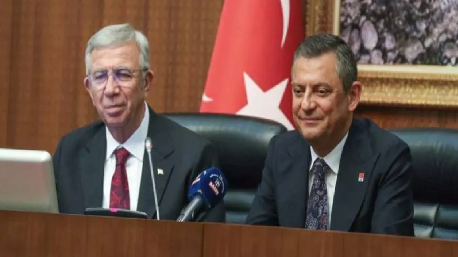 AREA Araştırma anketi: Seçmen, Yeni Parti’yi nasıl tanımlıyor; Mansur Yavaş’ın CHP’de kalması kamuoyunda nasıl etki yarattı?