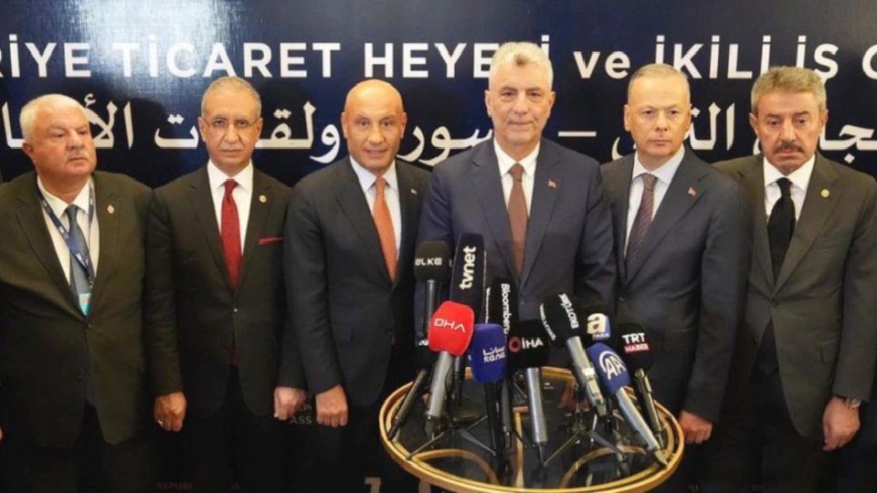 Bakan Bolat: Suriye’de yeni enerji koridorları inşası başladı