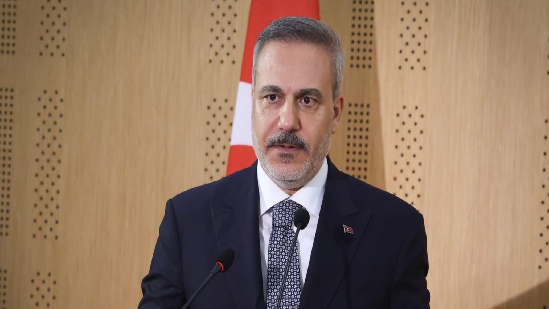 Bakan Fidan, IKBY Başbakanı Mesrur Barzani ve Başkanı Neçirvan Barzani ile telefonda görüştü