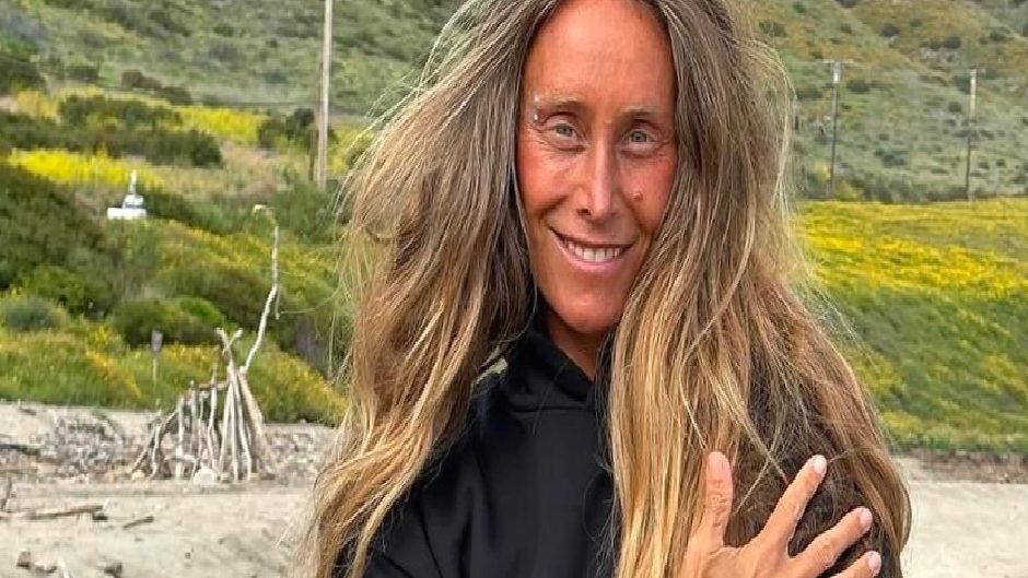 Bennu Gerede müstehcenlik suçlamasıyla gözaltına alındı