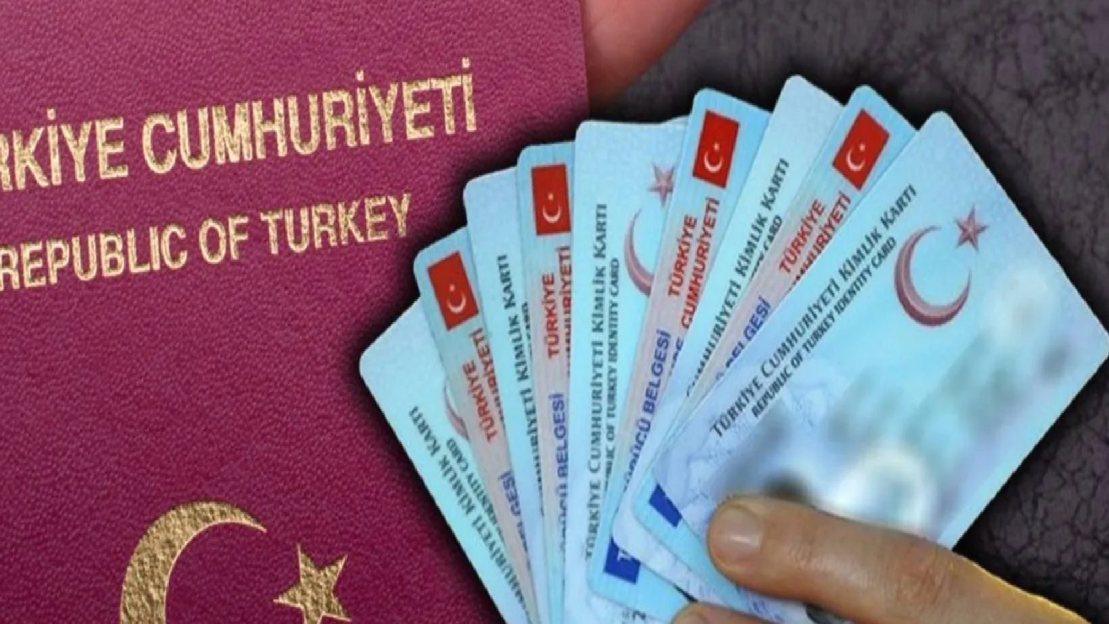 Biyometrik verileri sistemde olmayan vatandaşların bilgileriyle yabancılara kimlik ve pasaport çıkartmışlardı; savcı mütalaasını açıkladı