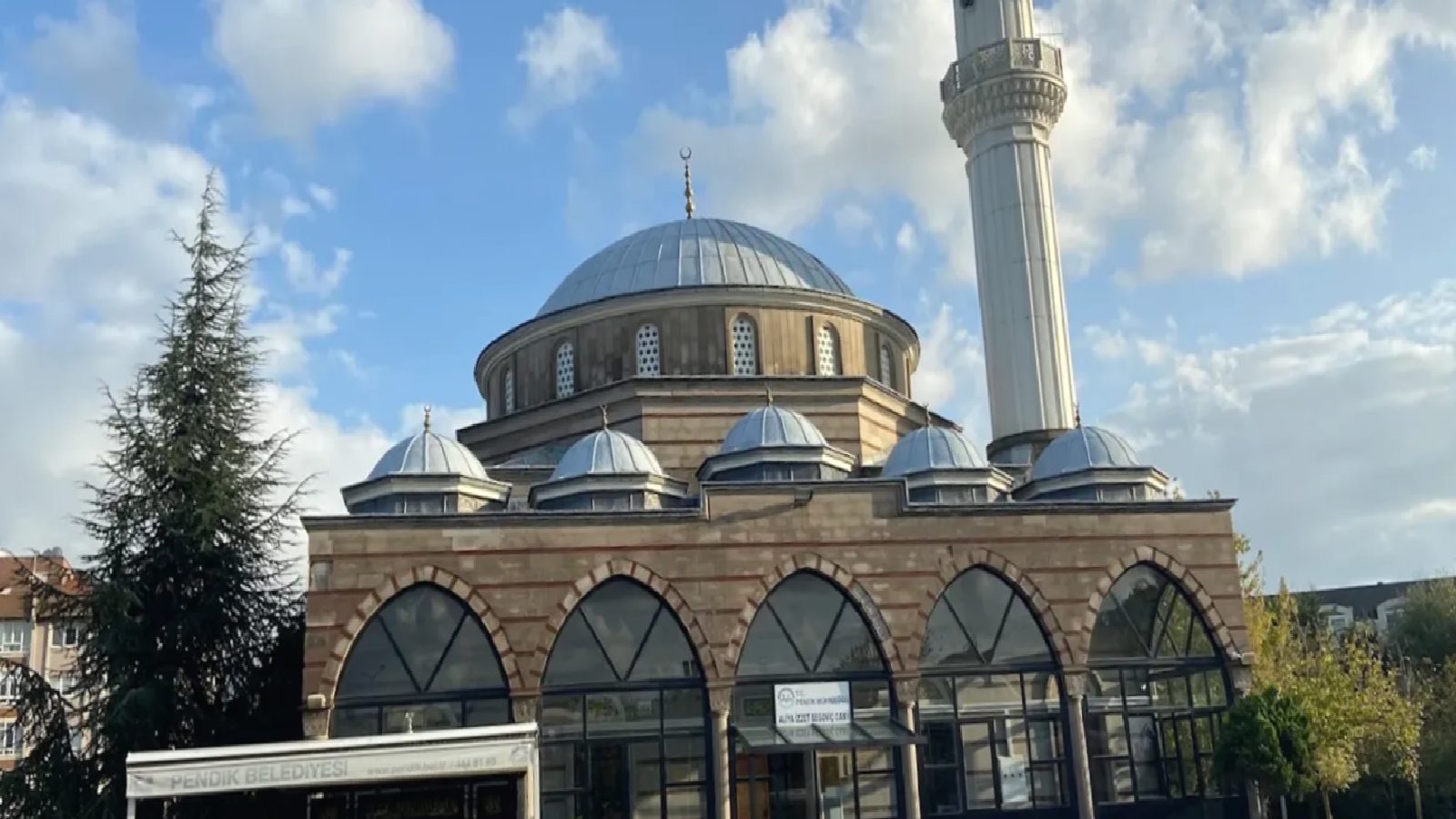 Camide cinsel saldırı davası, şikâyetçi para aldığını söyleyince düşmüş