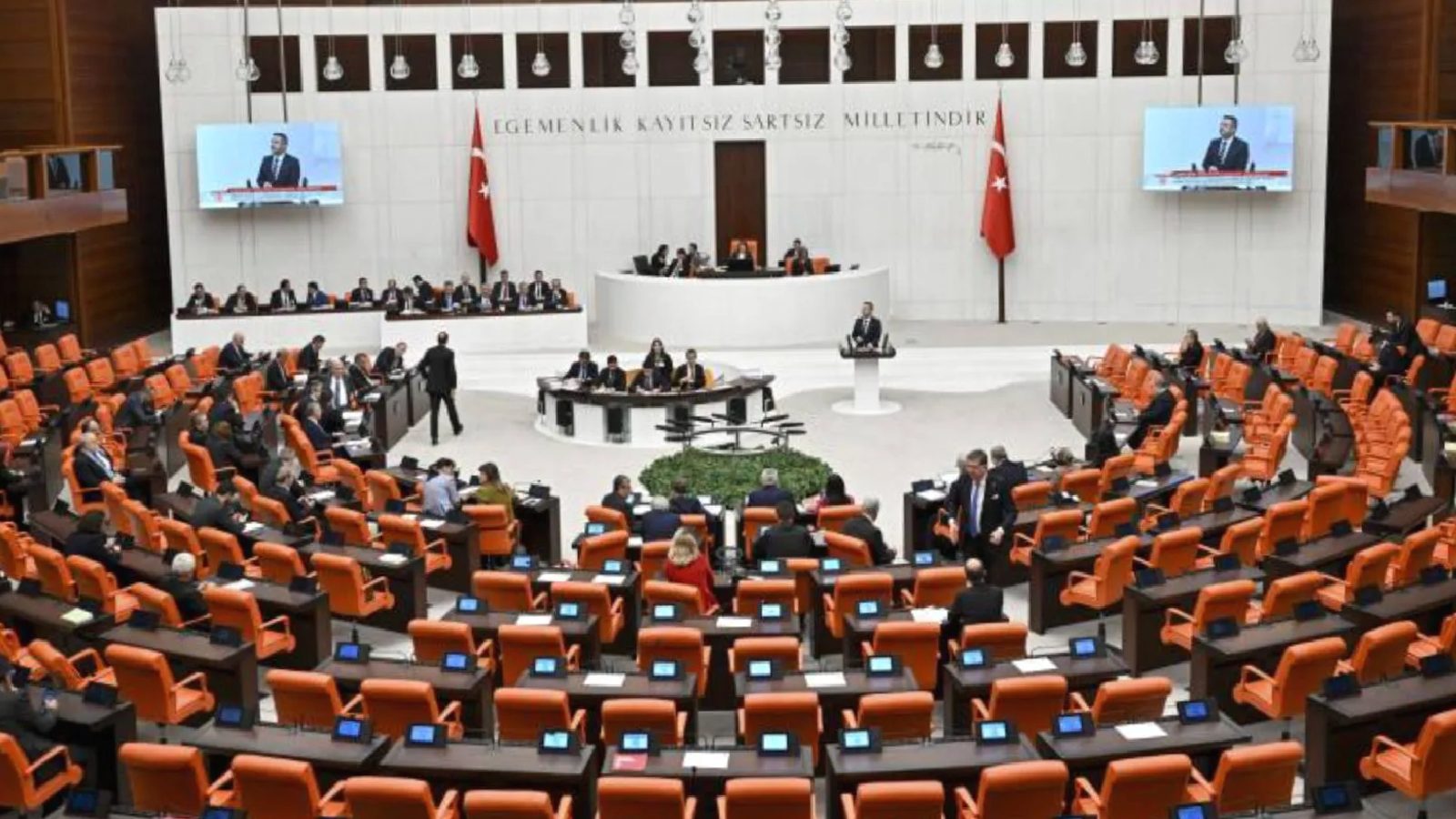 Çerçeve yasada kritik gün: Yasa taslağı 10 maddeden oluşacak iddiası