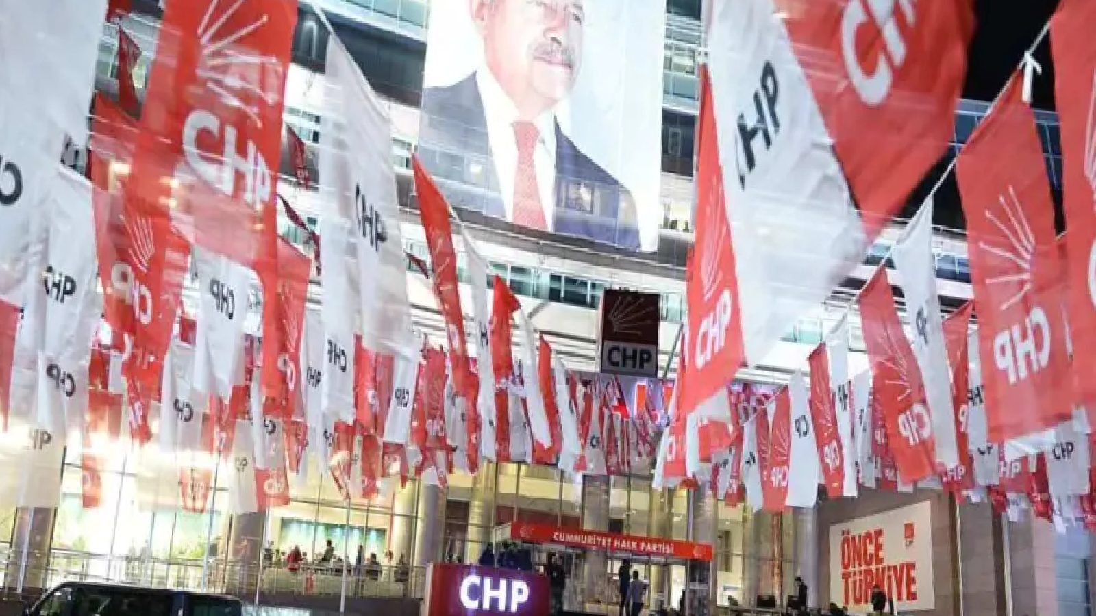 CHP’li belediyelere parti içi denetim: Hakkında soruşturma olmayanlar da incelemeye alınacak, sonuçlar komisyona bildirilecek