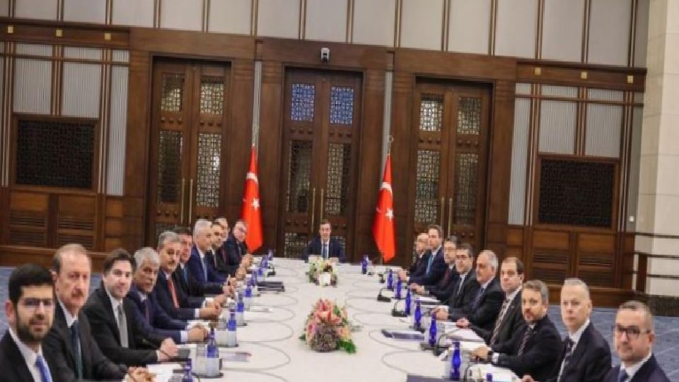 EKK’dan 2027-2029 OVP mesajı