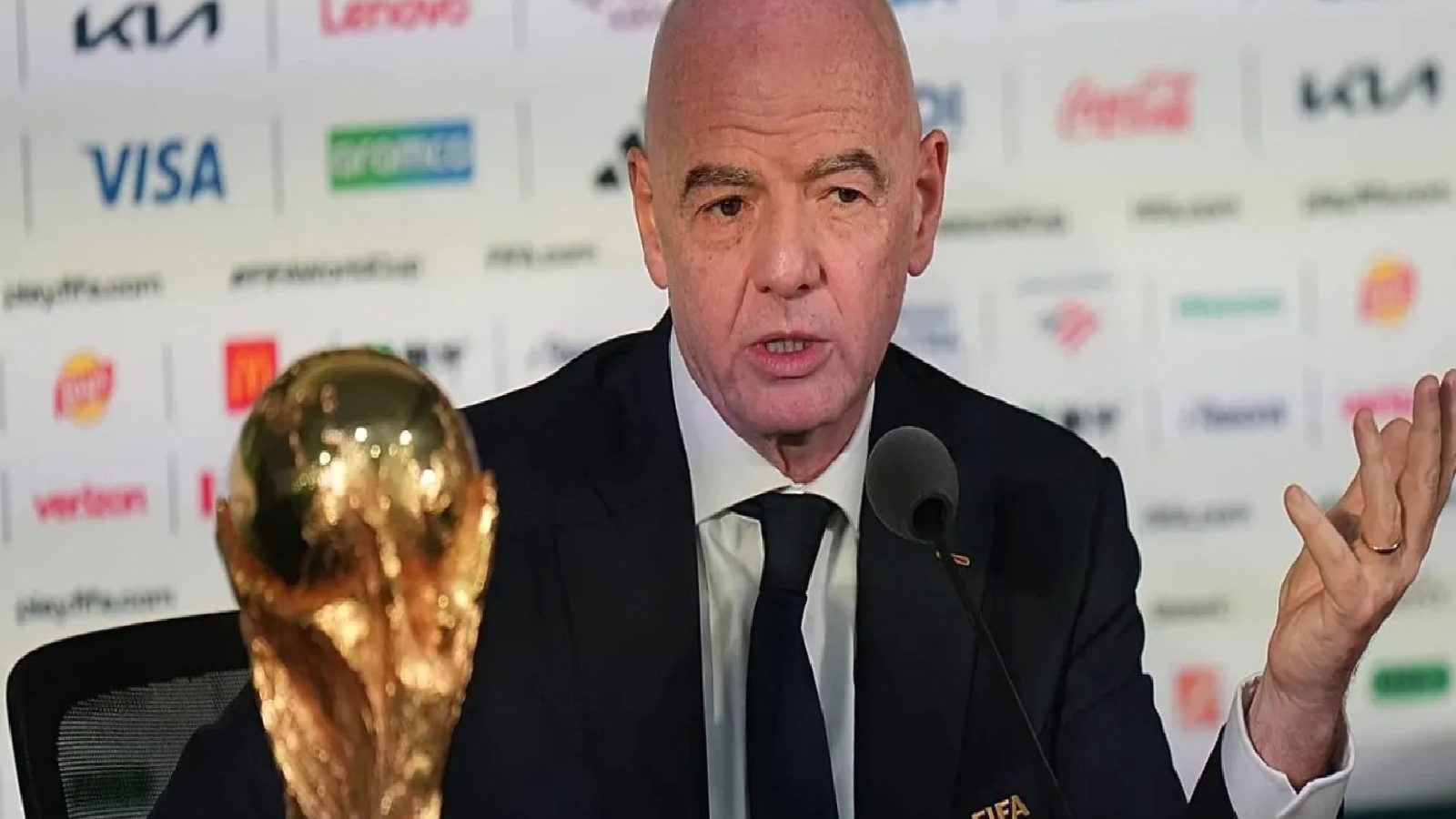FIFA’dan Dünya Kupası’nı satma planında geri adım!