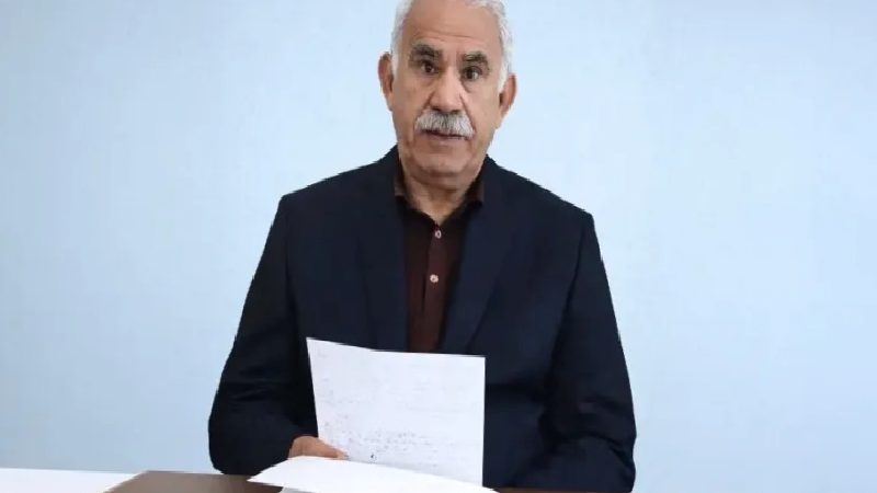 Öcalan: Biz AKP’lilerle değil, devletle demokratik hukuk çözümünü tartışıyoruz, demokrasinin yolu Silivri’den değil, İmralı’dan geçer