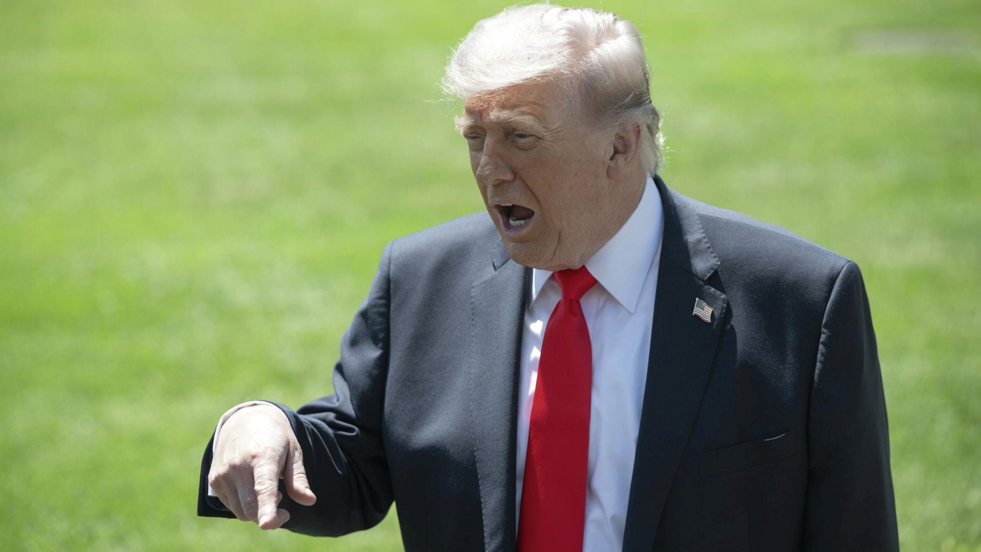 Trump: Hürmüz’deki tüm mayınlar temizlendi, uzay gücümüzle boğazın her santimetrekaresini izliyoruz