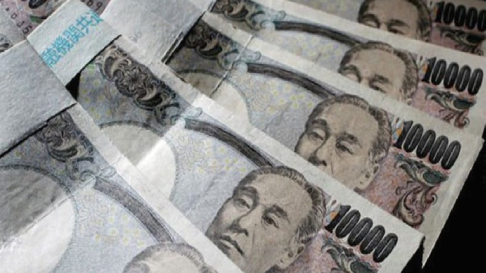 Yen, müdahale etkisi geçince üç ayın en sert haftalık düşüşüne hazırlanıyor