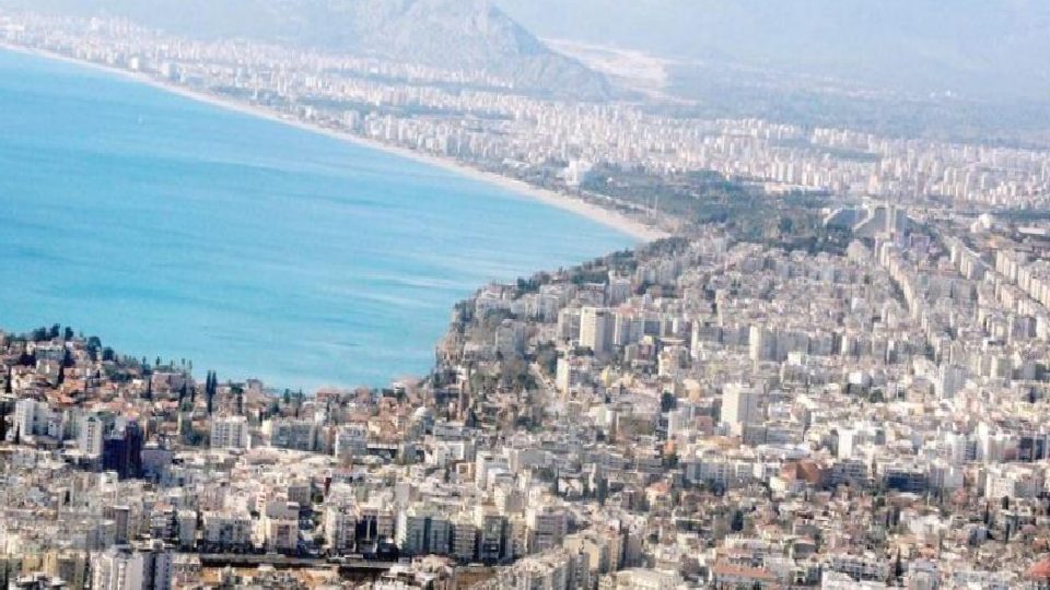 “6,5 milyon konutun dönüşümü 2032’ye kadar büyük ölçüde tamamlanabilir”