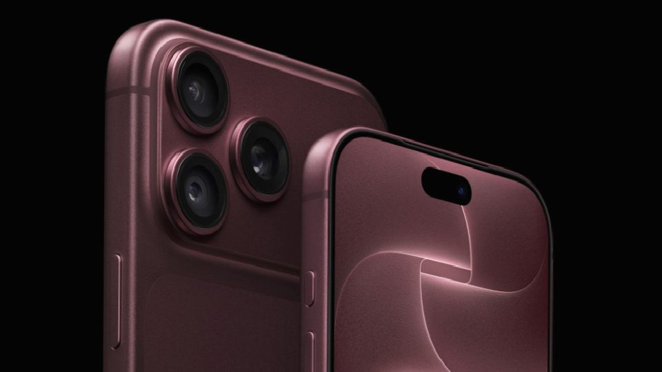 Apple yeni iPhone modellerini tanıttı