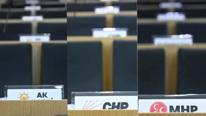 Belediye başkanının Yeni Parti’ye geçişinin ardından Tekirdağ Belediye Meclisi’nde boykot: Sandalyeleri boş bırakarak sorunları çözemezsiniz