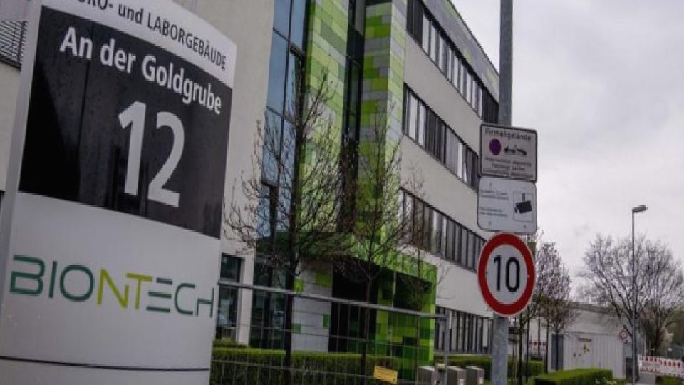 BioNTech Almanya ve Singapur’daki üretim tesislerini kapatıyor