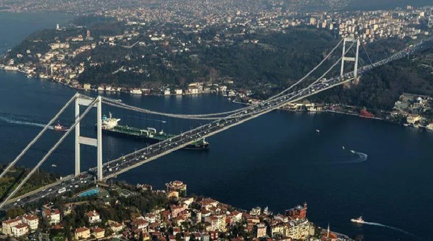 Fatih Altaylı’dan özelleştirme kapsamına alınan köprü ve otoyollarla ilgili yapılan kâr açıklamasına tepki:Tarihte ilk kez bir satıcı “Ayranım ekşi” diye pazara çıkıyor