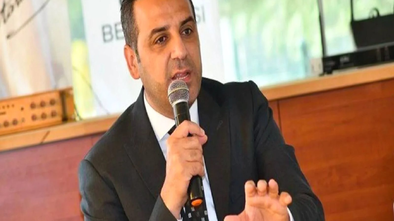 İddia: Çiğli Belediye Başkanı Onur Emrah Yıldız, AKP’ye geçiyor