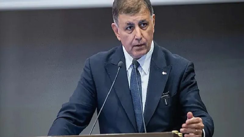 İzmir Büyükşehir Belediye Başkanı Cemil Tugay cephesinden AKP’ye katılacağı iddiasına açıklama