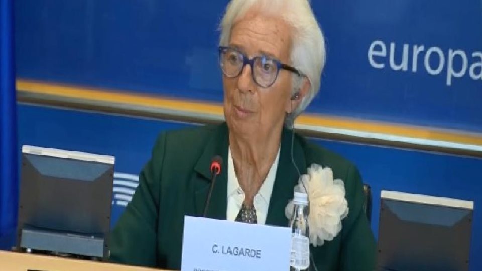 Lagarde: Yüksek tahvil getirileri büyüme ve enflasyonu yavaşlatacak