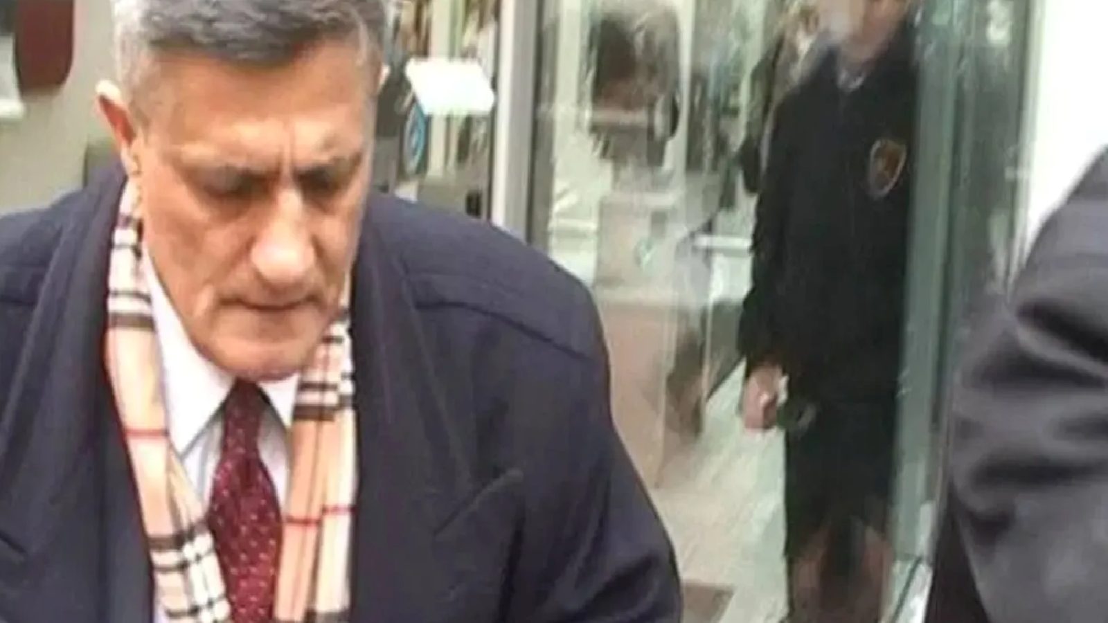 Nefes yazarı Erkin: İşte Kaşif Kozinoğlu’nu tutuklanmaya götüren ihbar mektubunun ayrıntıları