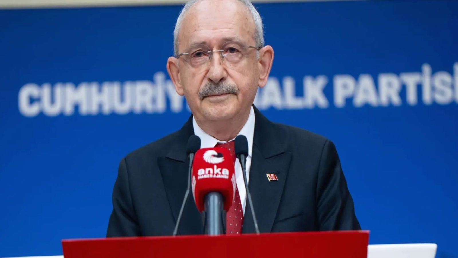 Sabah yazarı: Cumhuriyet Halk Partisi bakkal dükkânı değil ki belediye kapatsın; siyaset, hatasını kendi içinde düzeltir