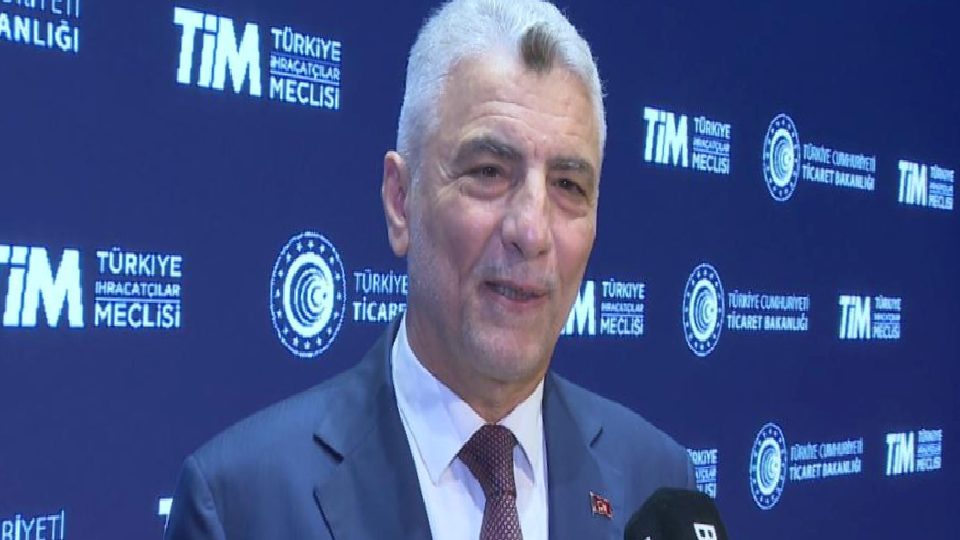 Bakan Bolat: Yıl sonu ihracat hedefimizi 3 ay öncesinden aştık