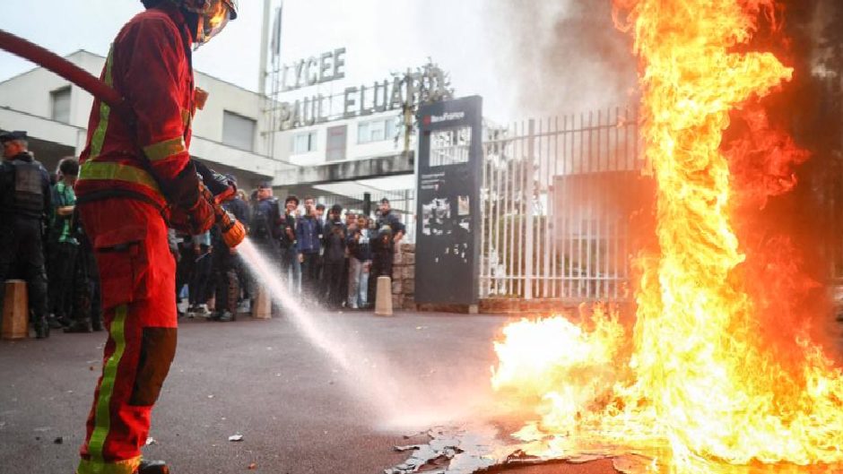 Fransa’da okul protestoları büyüyor: Yaklaşık 2 bin gözaltı