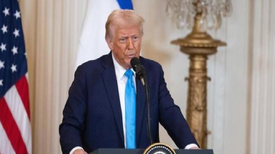 Trump, Musk ve Huang’a bilim madalyası verecek
