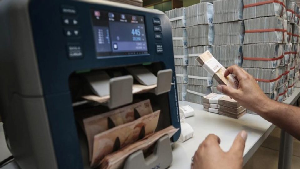 Tüketici kredi büyümesinde sert yavaşlama